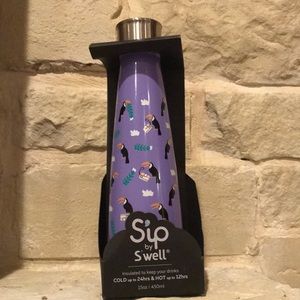 NWT Sip by Swell Water bottle 15 oz